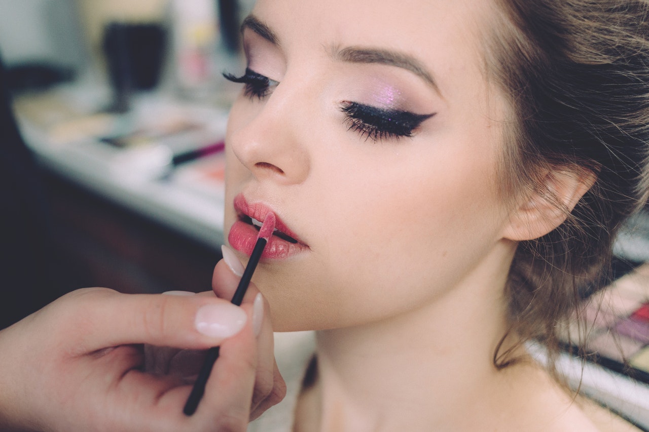 Make-Up